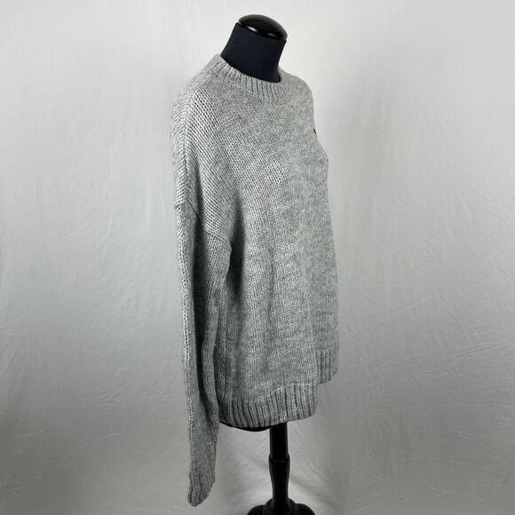 Pink By Victoria’s Secret Gray Knit Crew Neck Sweater - Women’s M - Picture 3 of 9